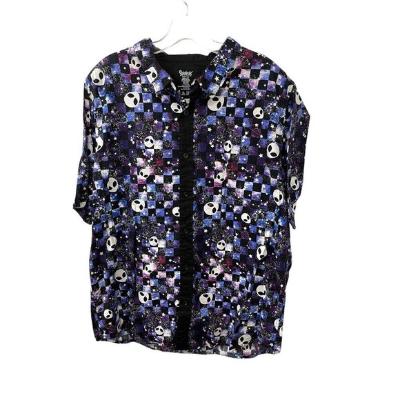 Spencers Mens Alien Graphic Button Up Shirt Sz L Black & Purple Short Sleeve - Picture 1 of 4